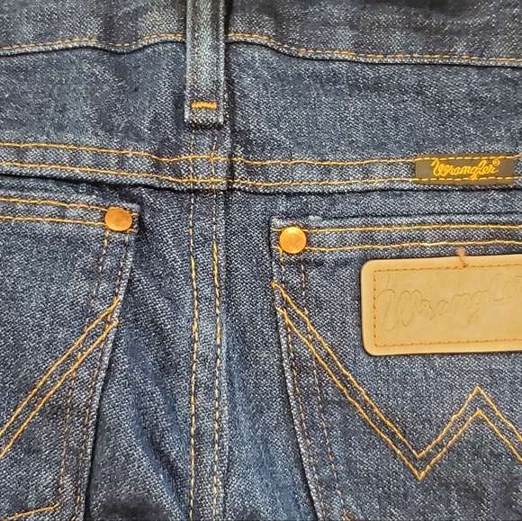 Boys Wrangler pants - Picture 3 of 3